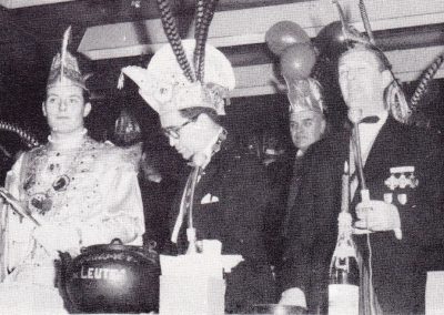 1962