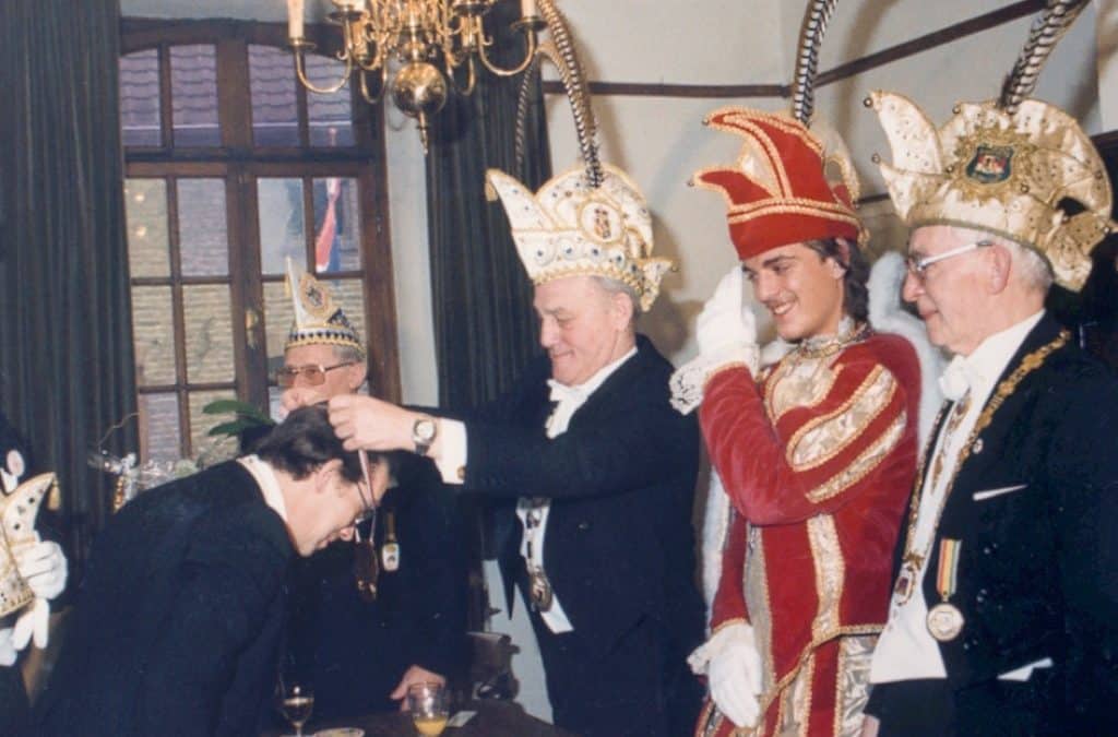 1987