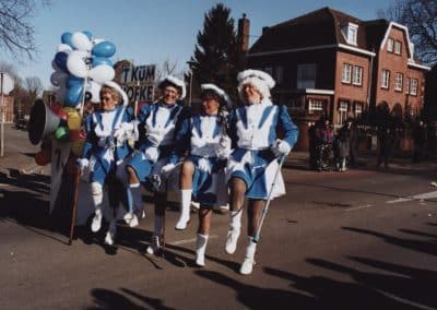 2001